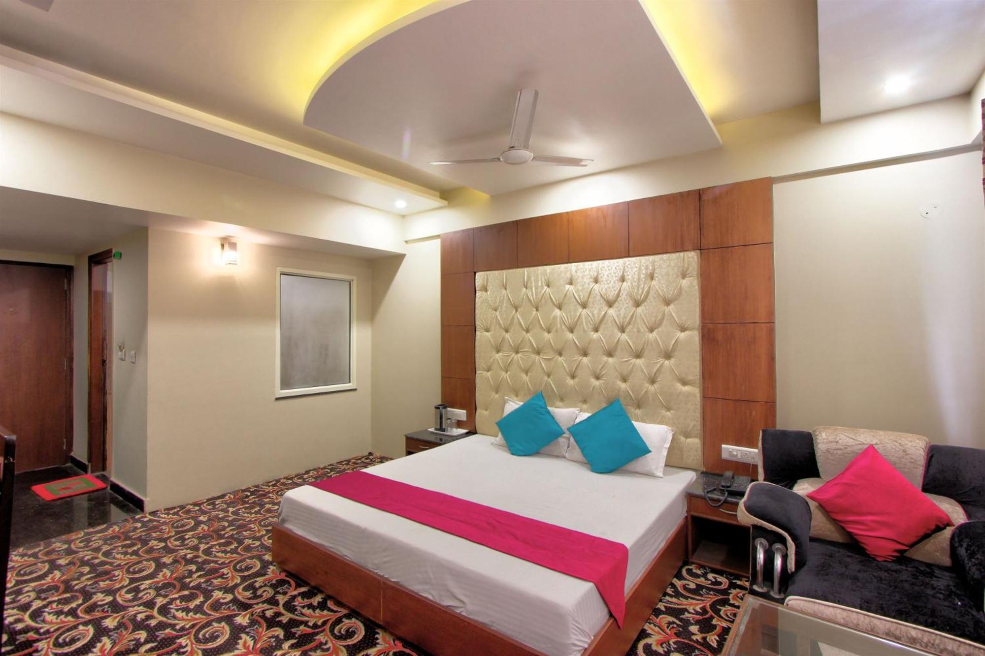 Hotel Neelam Manali Near Volvo Bus Stand Manali Exterior photo
